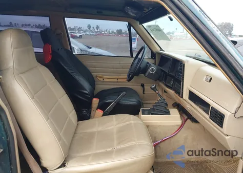 1996 Jeep Cherokee Se z USA, uszkodzony, nr VIN 1J4FJ27P7TL277229